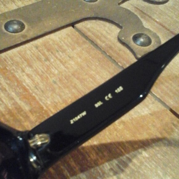 Louis Vuitton Cyclone Sunglasses - Picture 8 of 10